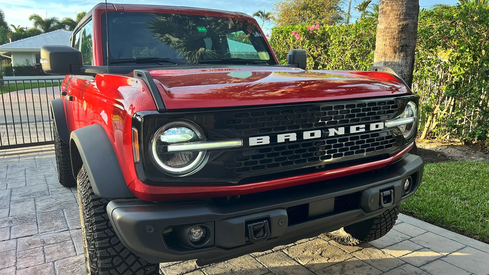 Ford Bronco 4-Door Wildtrak — photo 2