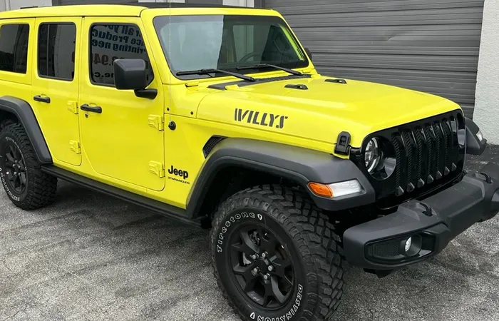 Jeep Wrangler Willys Premium Sky Top — rental in Miami and Fort Lauderdale